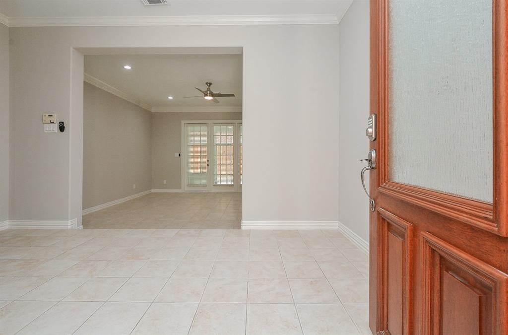 2319 Potomac Drive - Photo 5