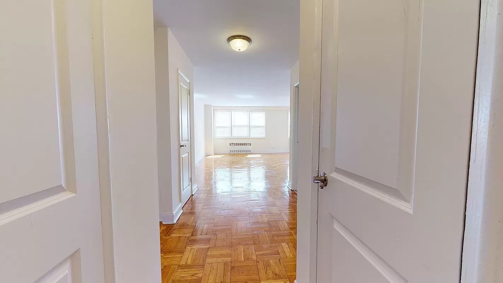 8855 Bay Parkway - Photo 6