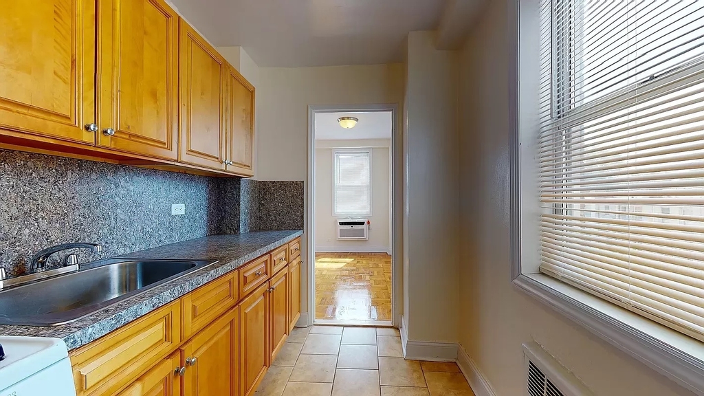 8855 Bay Parkway - Photo 2
