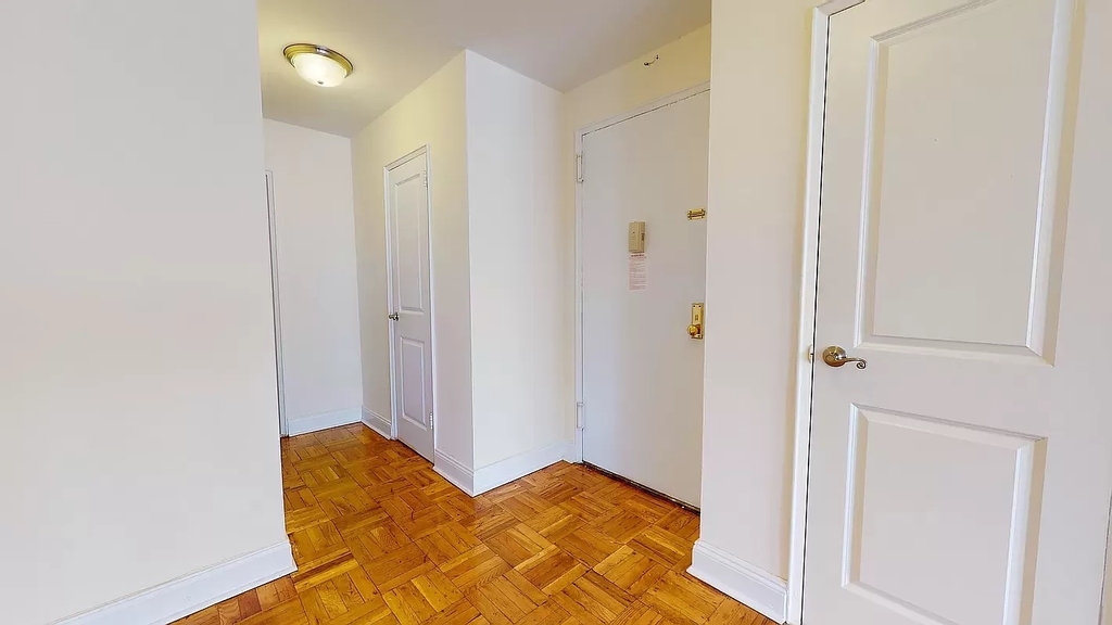 8855 Bay Parkway - Photo 7