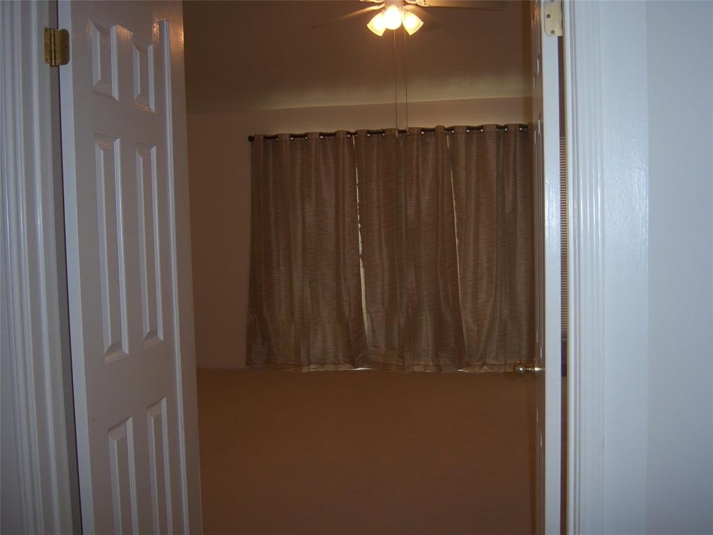 1526 Bradney Drive - Photo 7