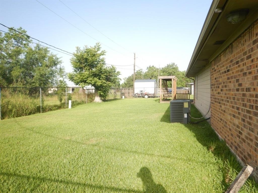 2675 Dauphine Place - Photo 12