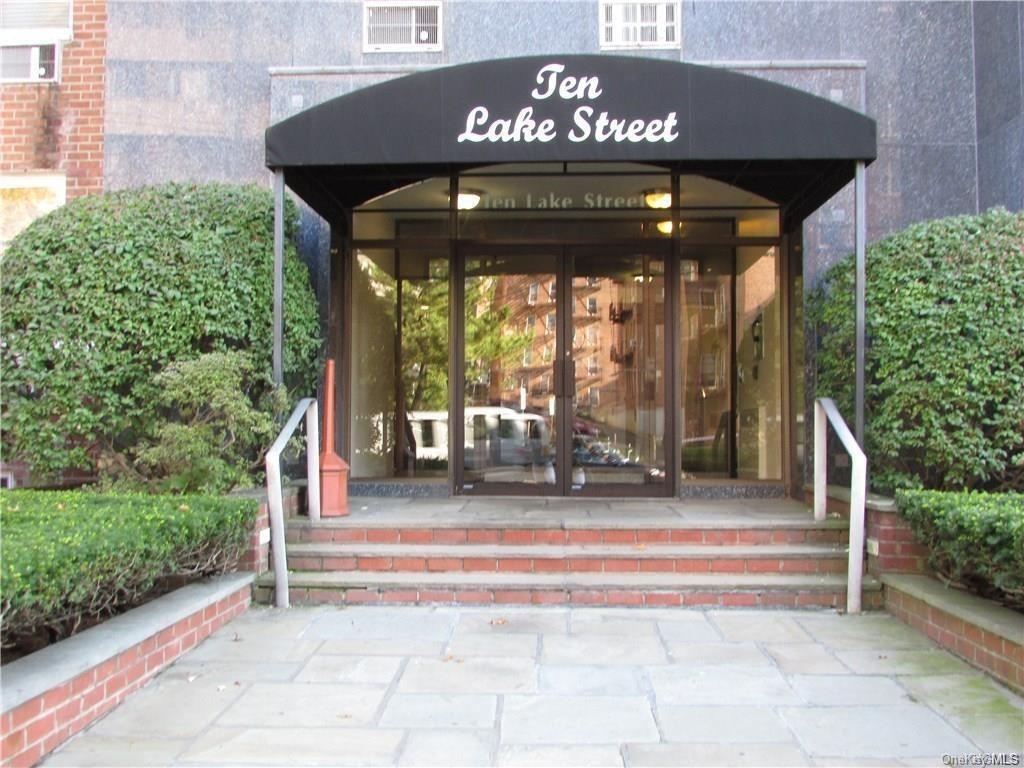 10 Lake Street - Photo 1