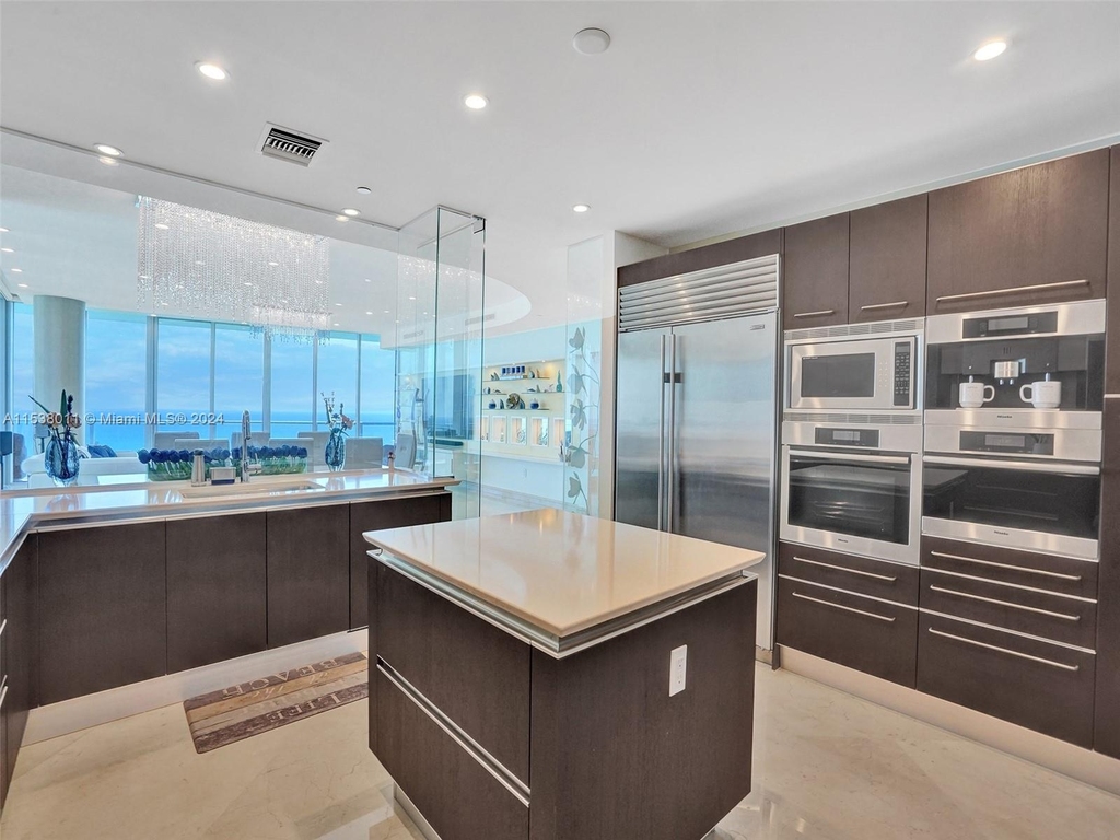 17001 Collins Ave - Photo 11