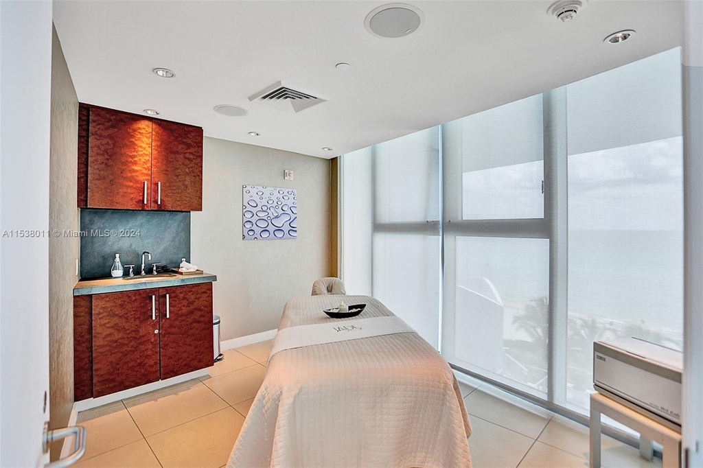 17001 Collins Ave - Photo 37