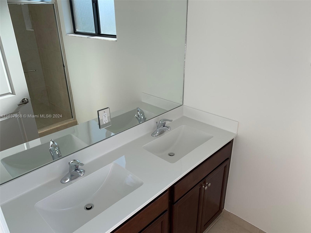 21341 Ne 2 Ct - Photo 18