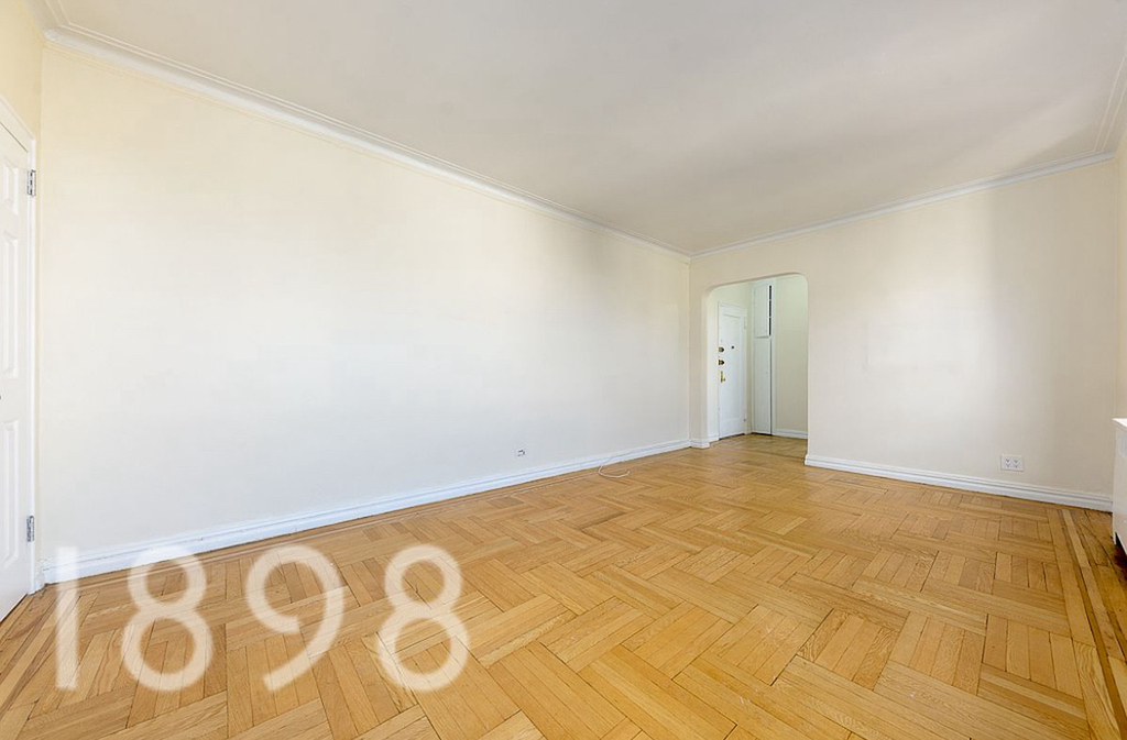 185 East 162nd Street - Photo 1