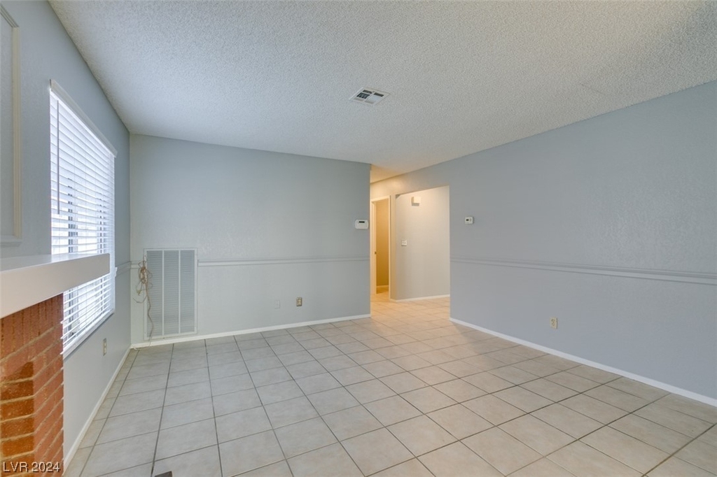 2538 Wolverton Avenue - Photo 10