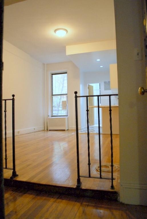 East 77 Street - Photo 2