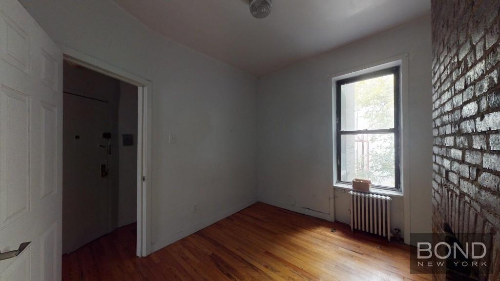 401 East 78th Street - Photo 4