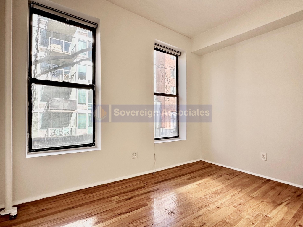 539 West 49th Street - Photo 0