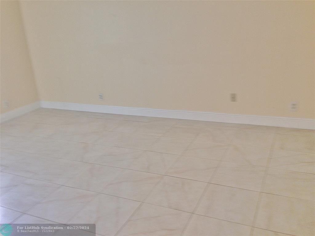 7510 Nw 23rd St - Photo 9