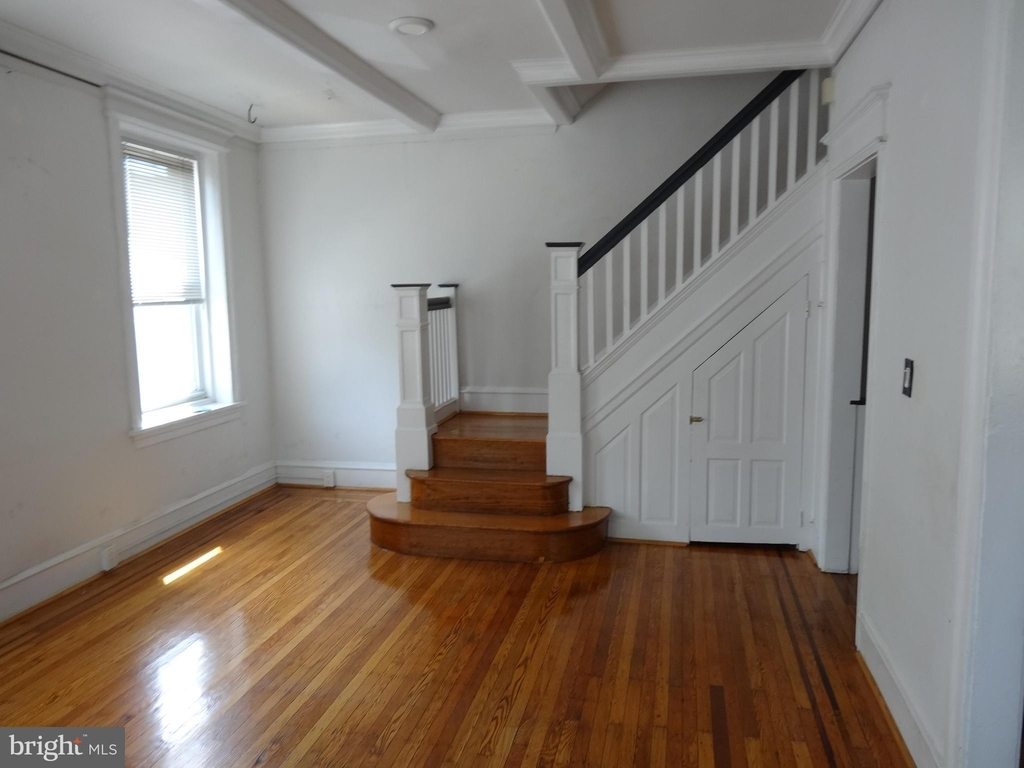 114 Levering Street - Photo 10