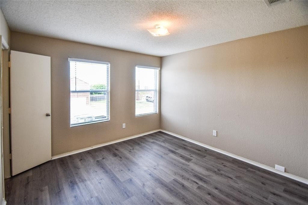 922 Blue Sky Drive - Photo 12