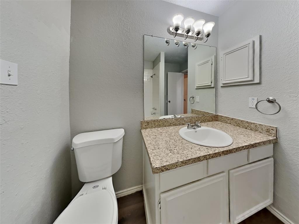 10619 Woodleaf Drive - Photo 13