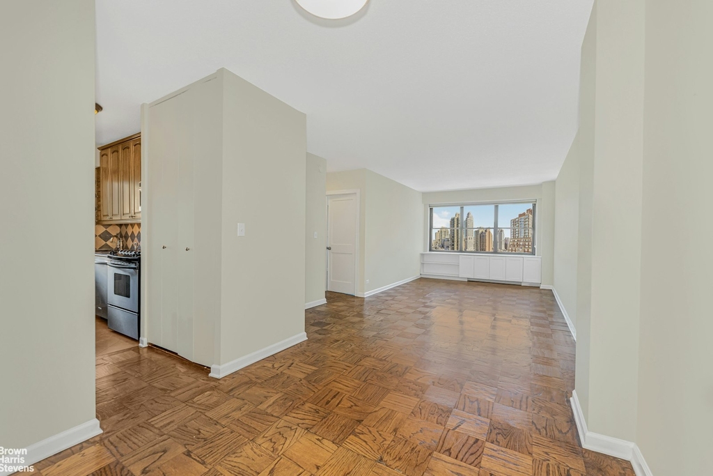 178 E 80th St - Photo 0