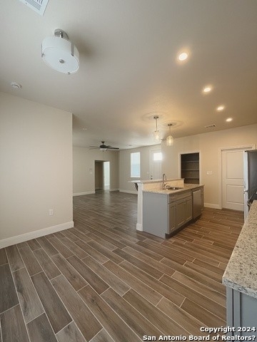 2503 Golf Dr - Photo 3