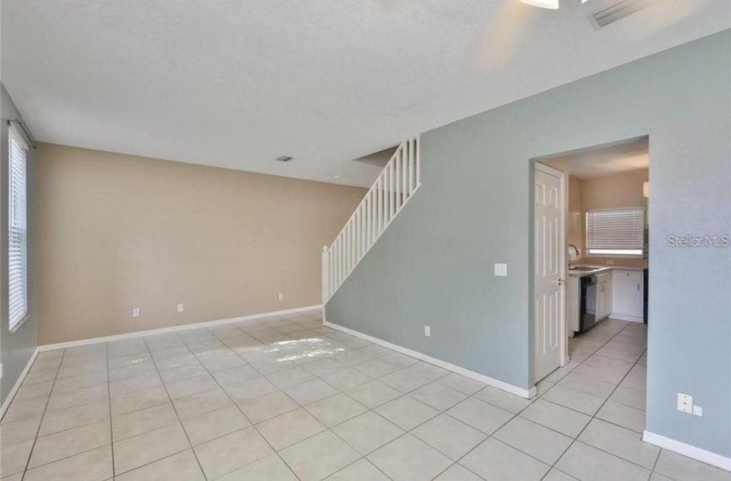 1303 Denman Court - Photo 10