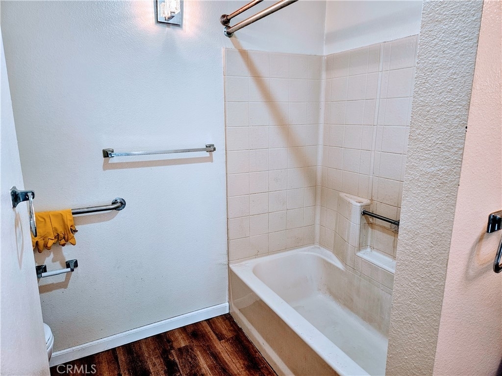 24410 Crenshaw Boulevard - Photo 24