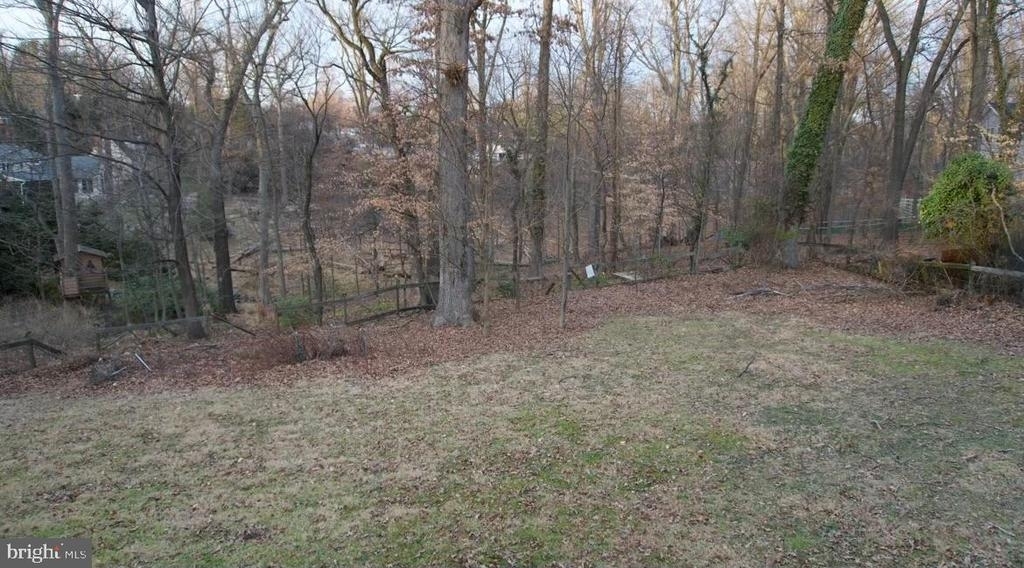 906 Litchfield Rd - Photo 2