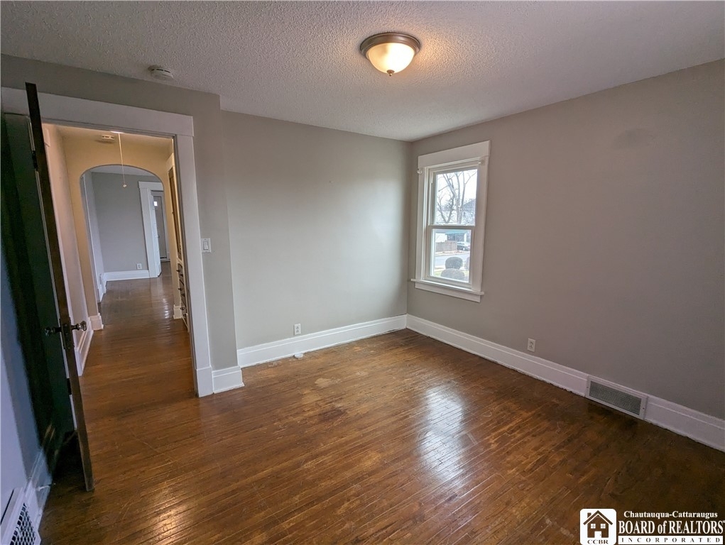 19 Myron Avenue - Photo 3