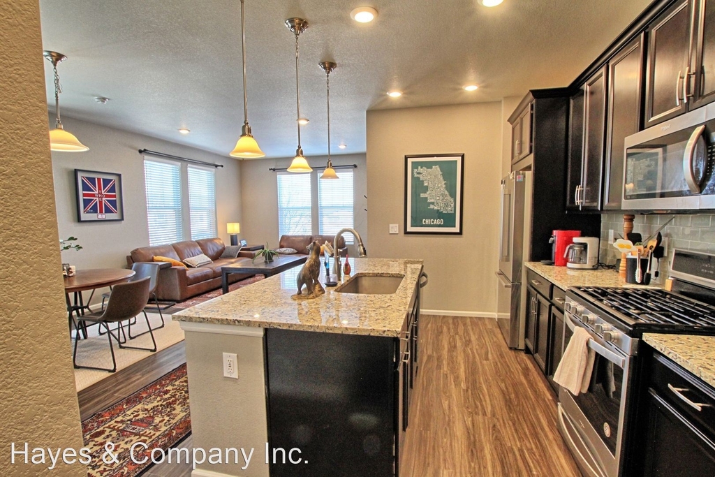 3752 Happyheart Way - Photo 2