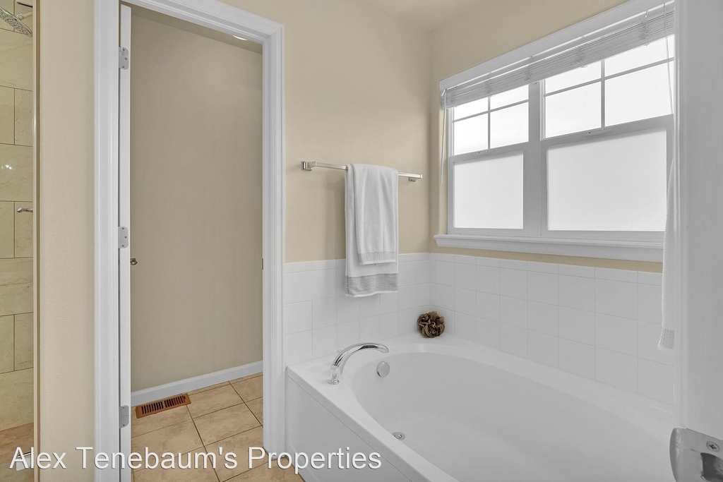 317 E Las Animas - Photo 18