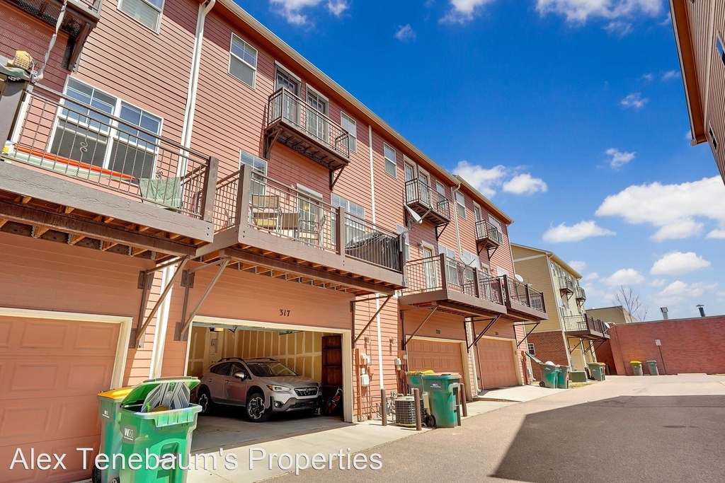 317 E Las Animas - Photo 1