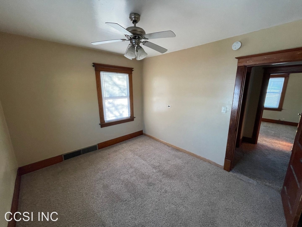 5675 Valley Dr - Photo 20