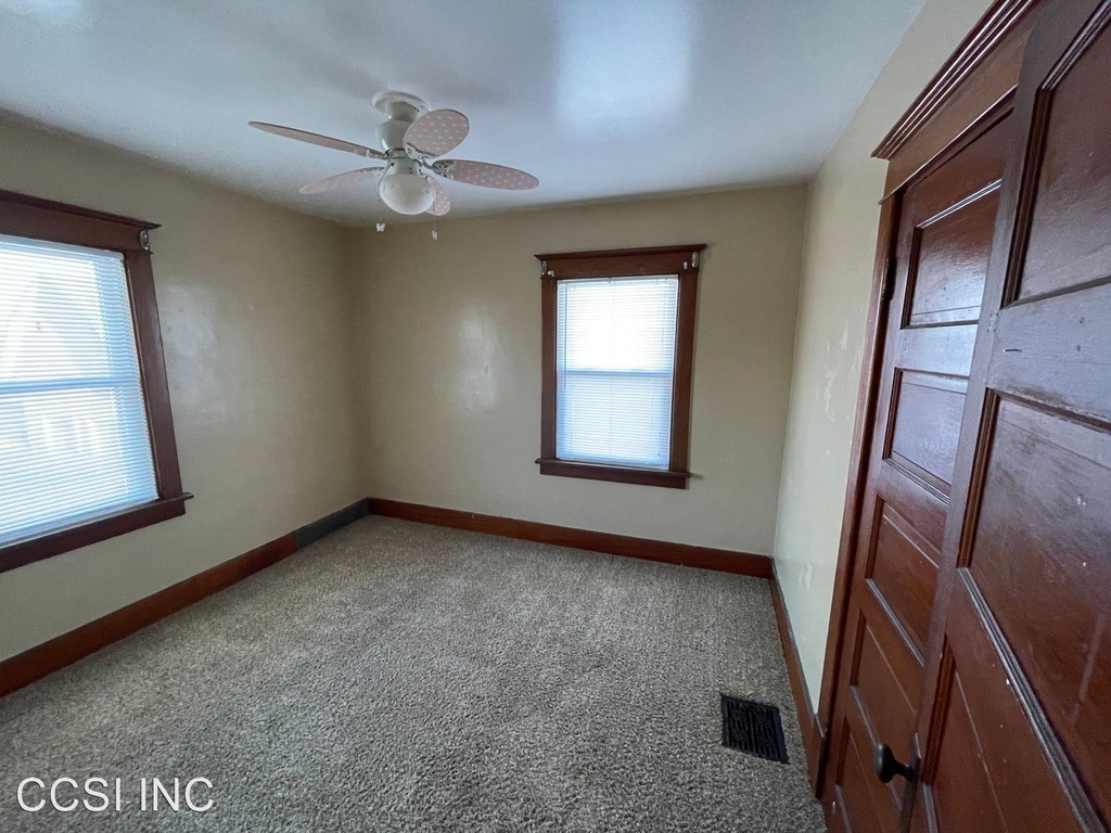 5675 Valley Dr - Photo 26