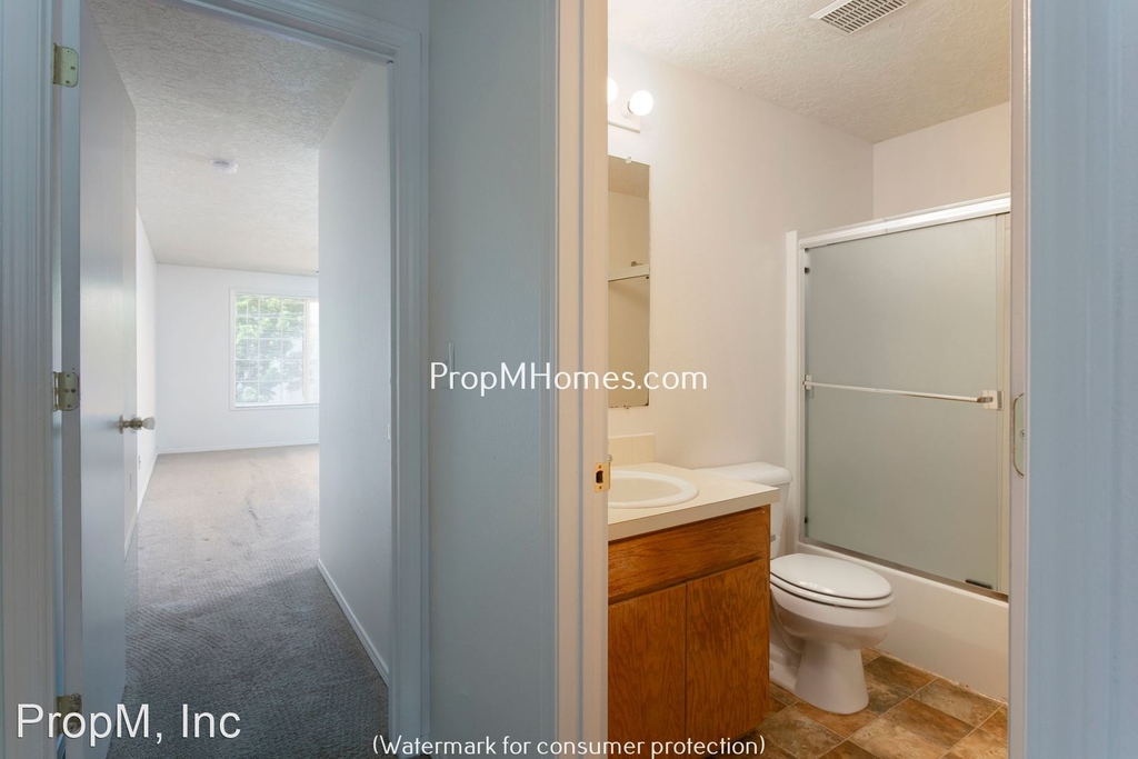 2516 Se 103rd Avenue - Photo 12