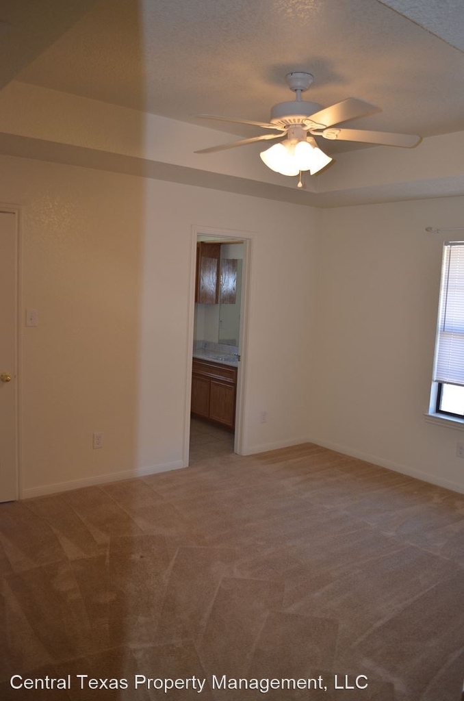 914 Crymes - Photo 15