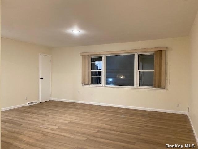 144-36 27th Avenue - Photo 2