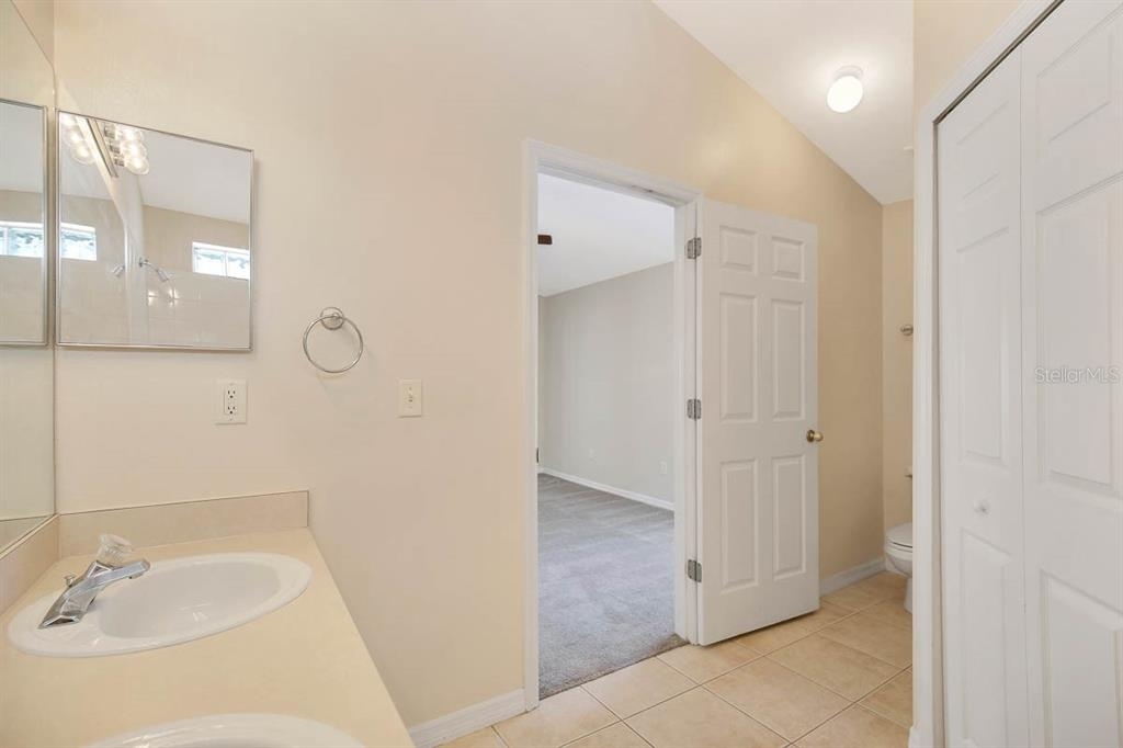 6229 Crickethollow Drive - Photo 11