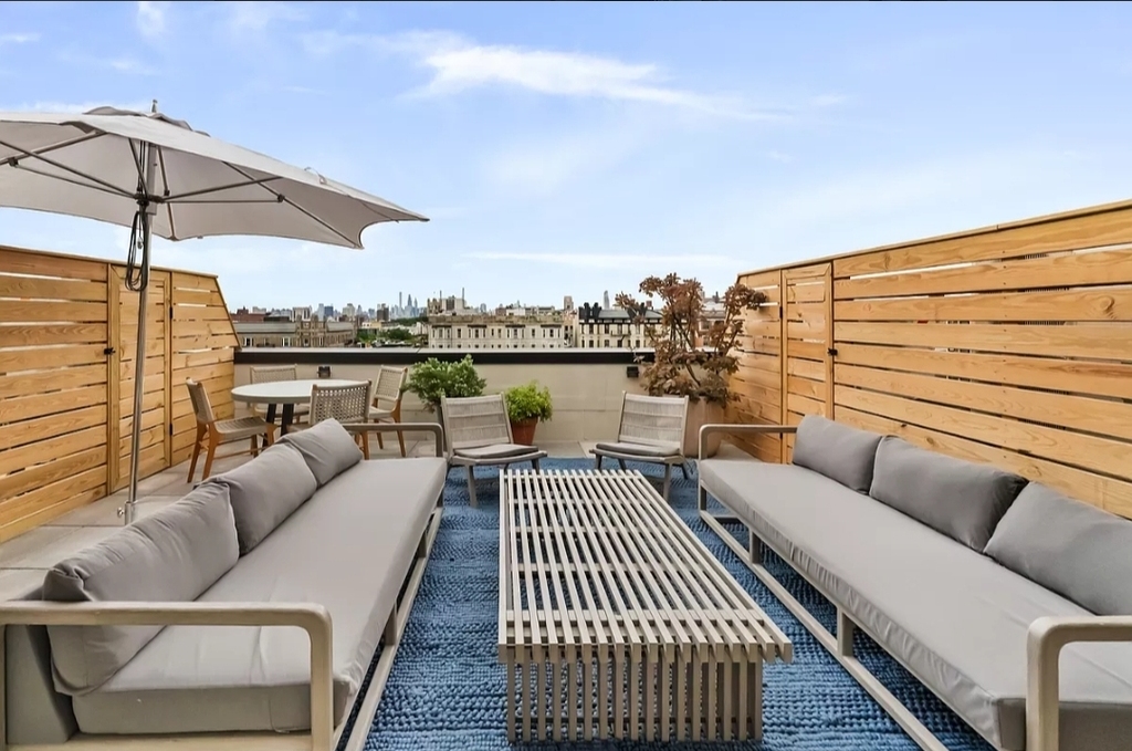 457 West 150th Street - Photo 6