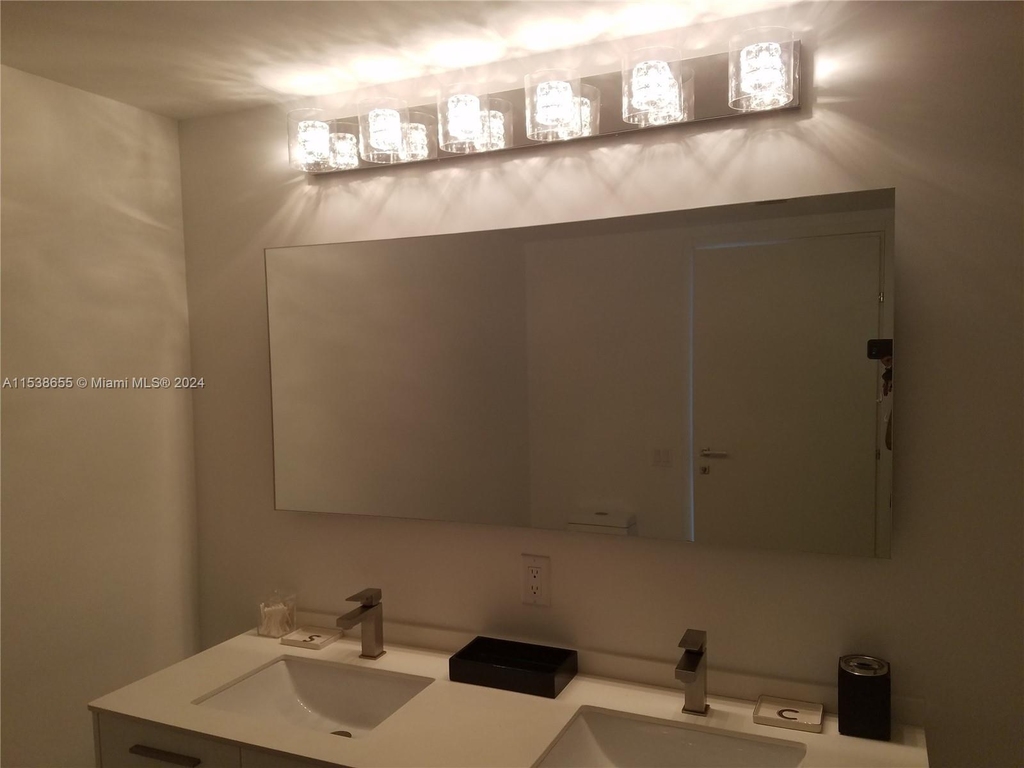 1300 Brickell Bay Dr - Photo 11