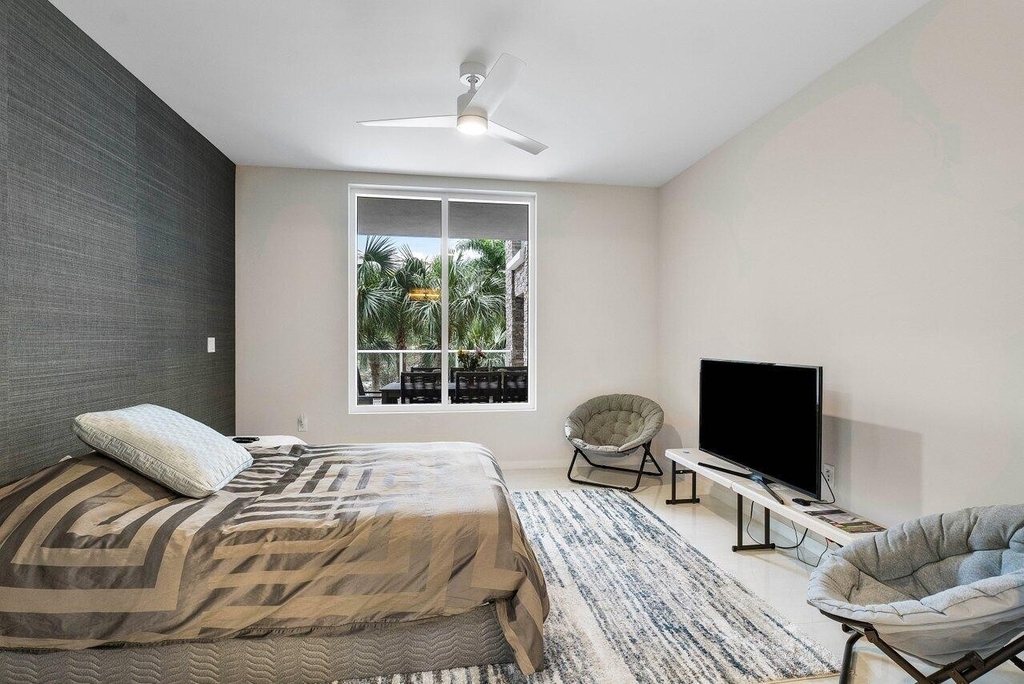 200 Se Mizner Boulevard - Photo 11