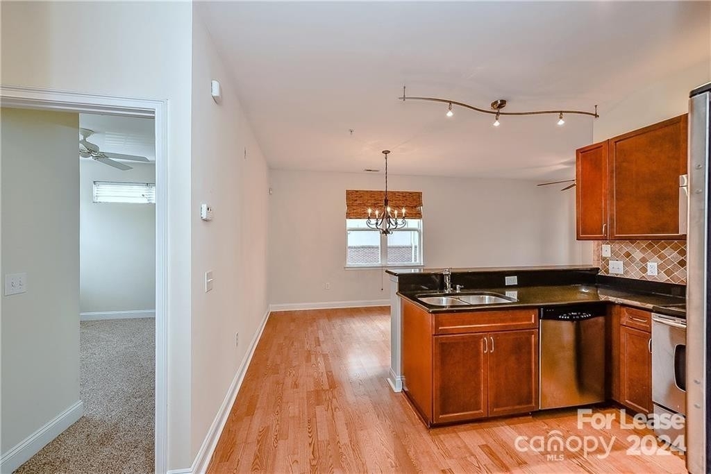 1308 Kenilworth Avenue - Photo 15