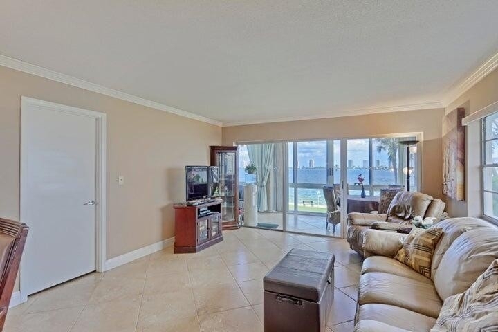 501 Lake Shore Drive - Photo 16