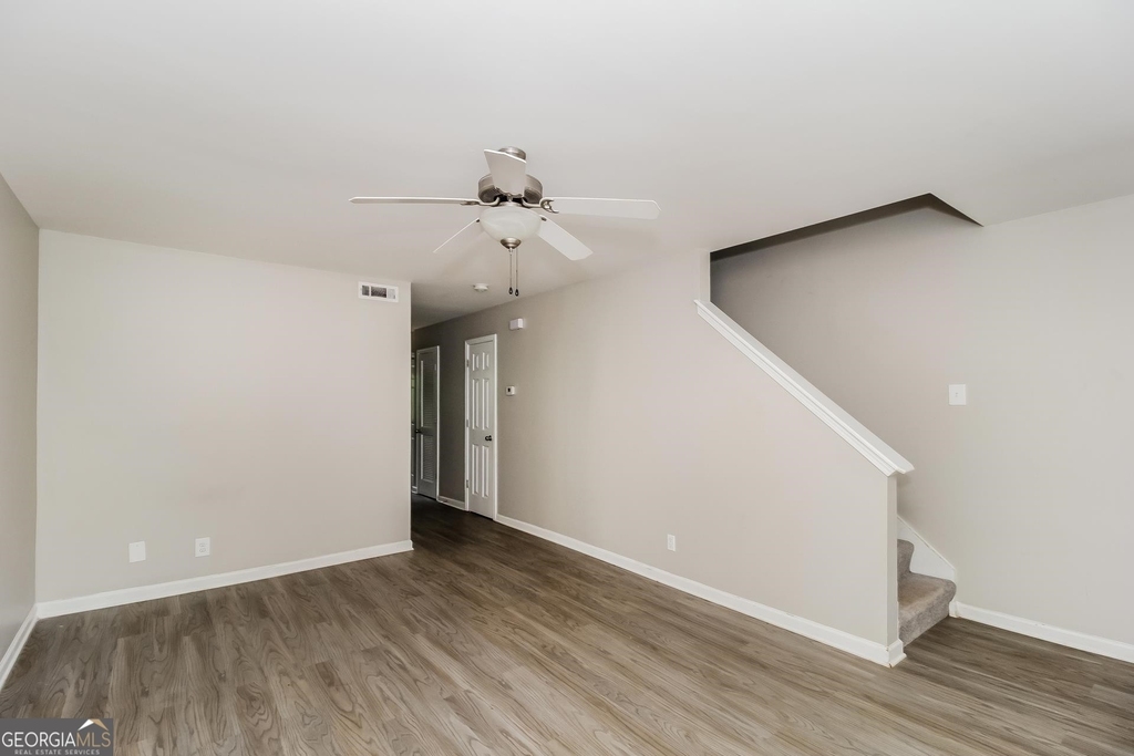 458 White Ingram Parkway - Photo 3