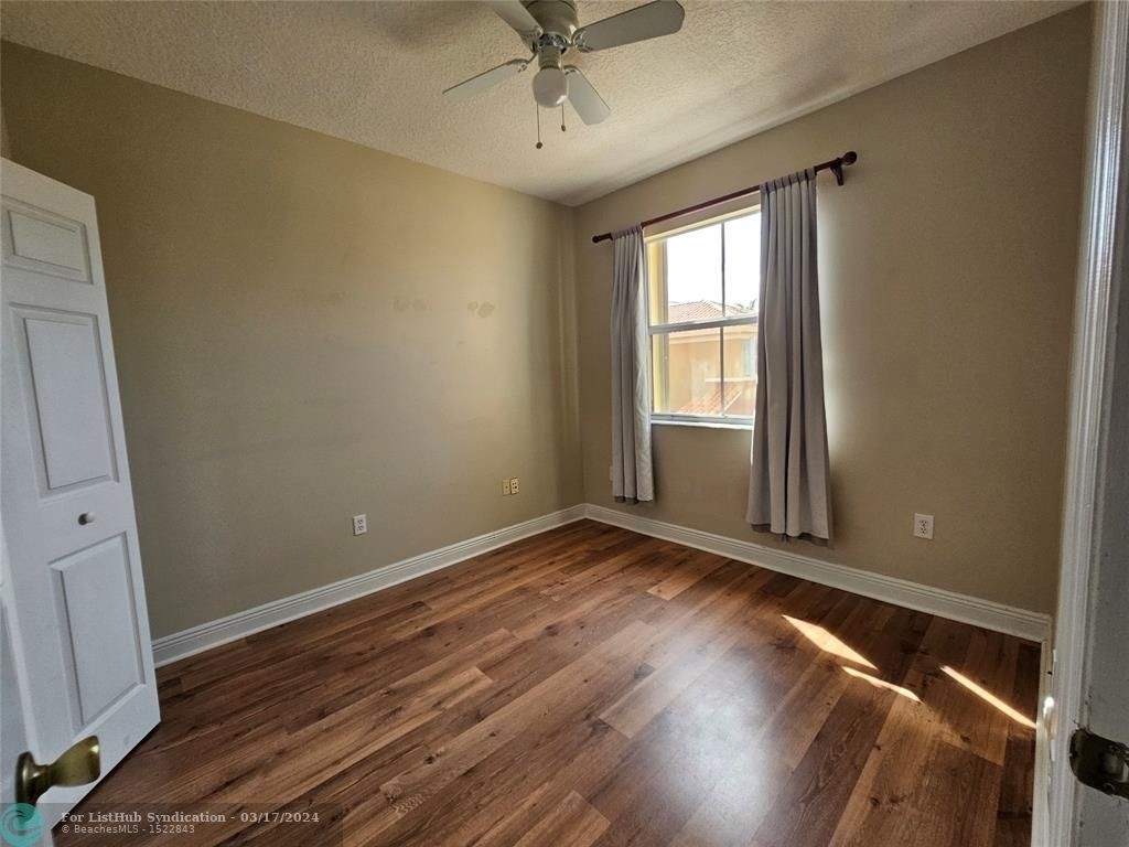 11438 Nw 62nd Ter - Photo 6