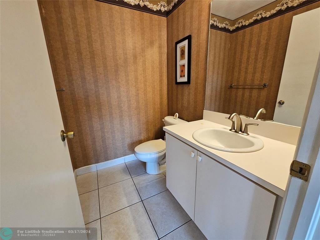 11438 Nw 62nd Ter - Photo 3