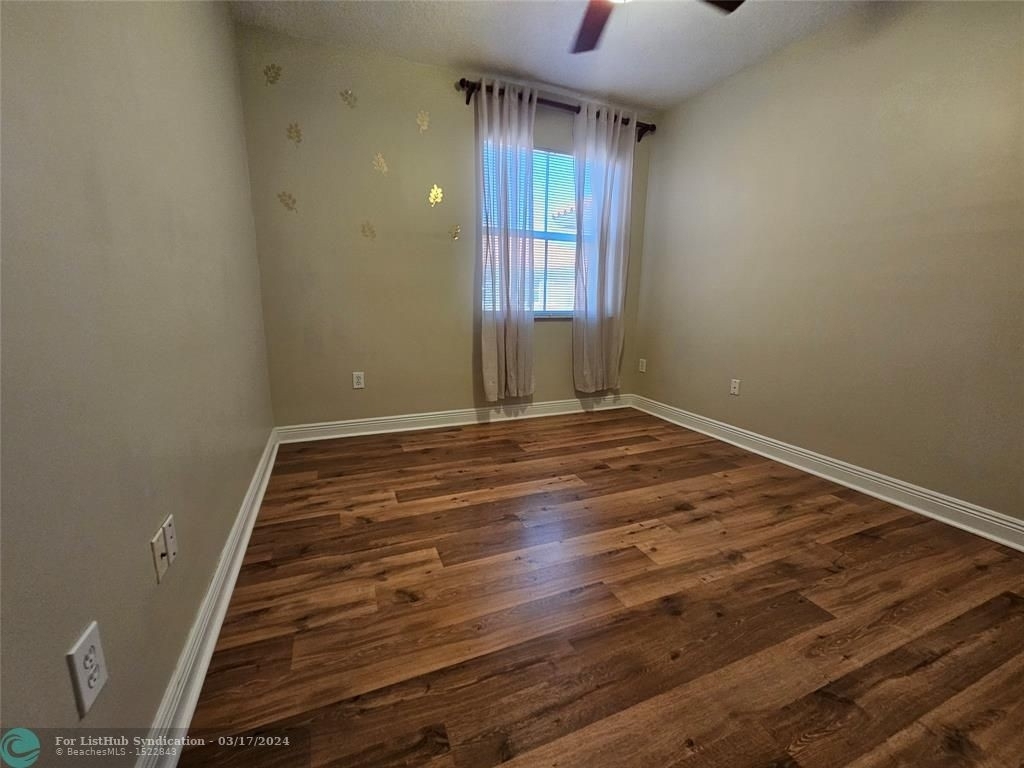 11438 Nw 62nd Ter - Photo 8