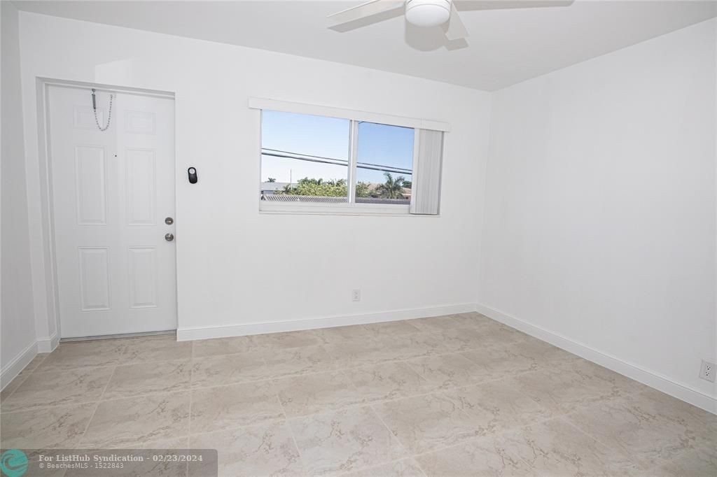 2131 Ne 40th Ct - Photo 6