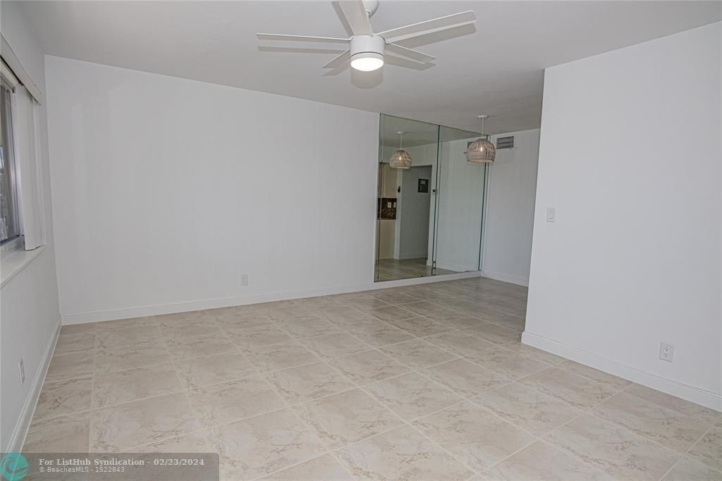 2131 Ne 40th Ct - Photo 3