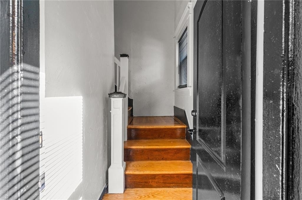 437 Charles Street - Photo 1