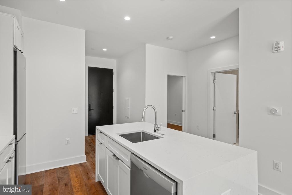 1312 King Street - Photo 9