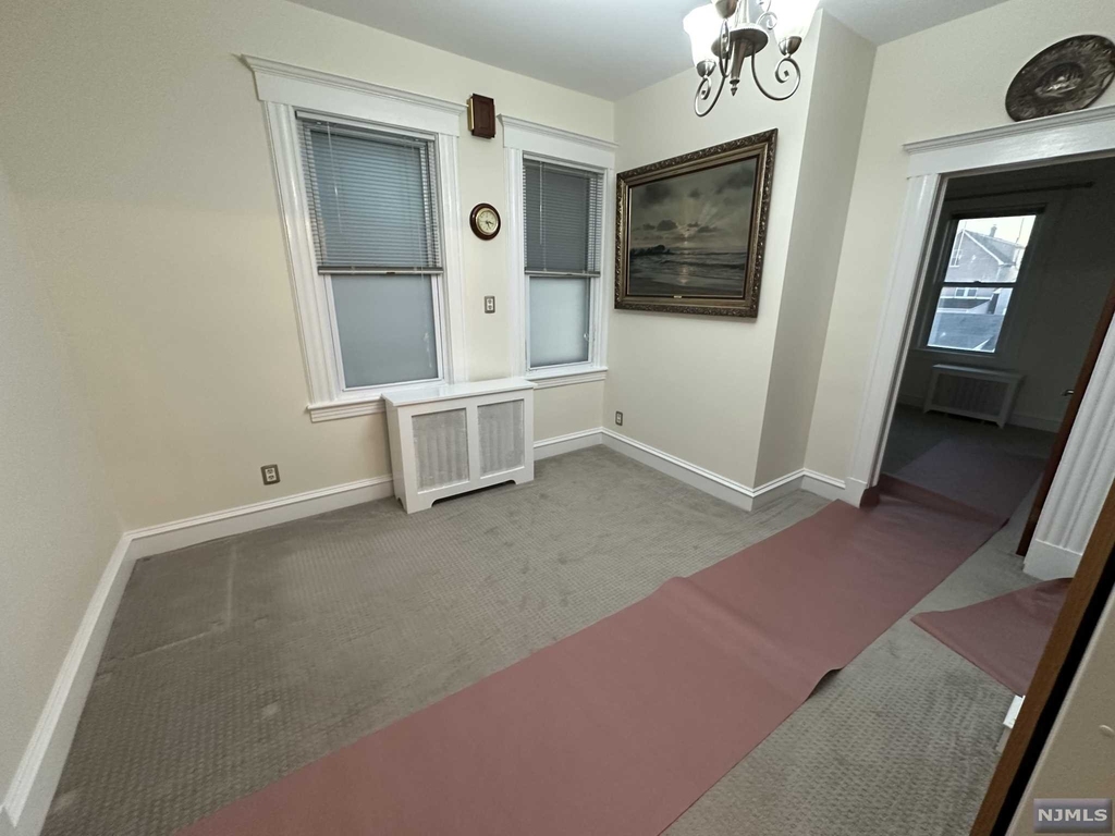 44 Alden Street - Photo 2