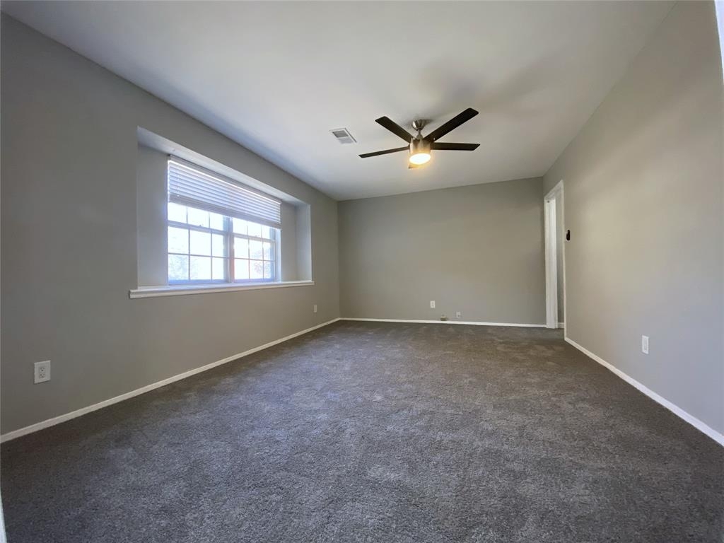 10707 Dunlap Street - Photo 3