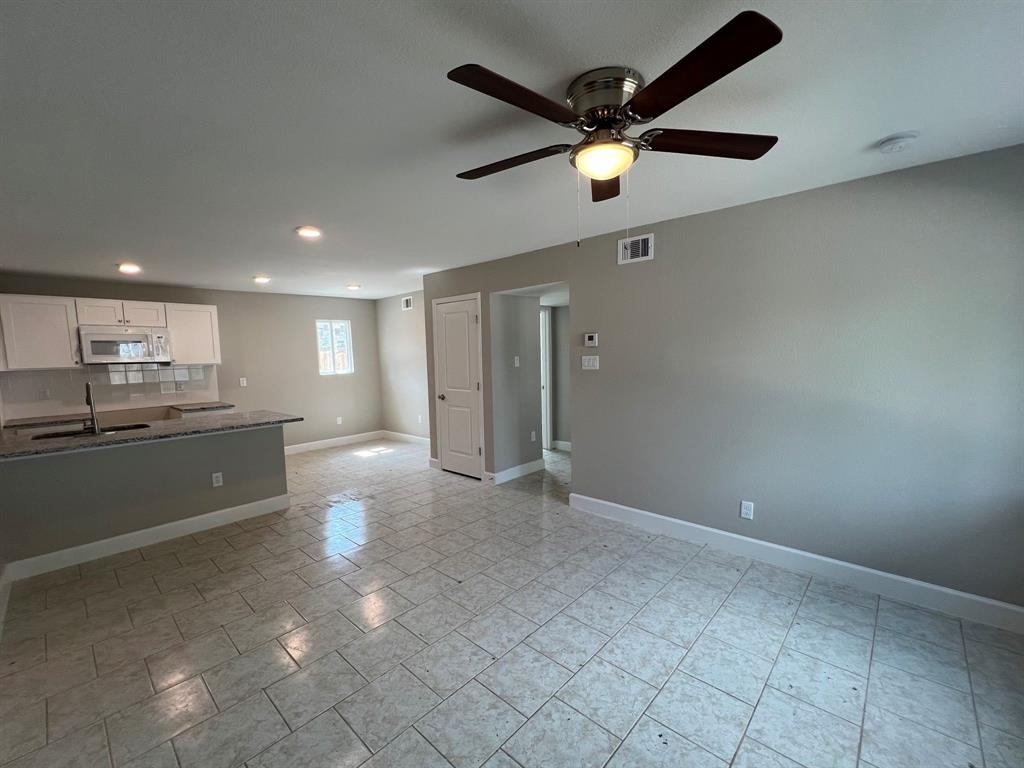 4410 Bellfort Street - Photo 2
